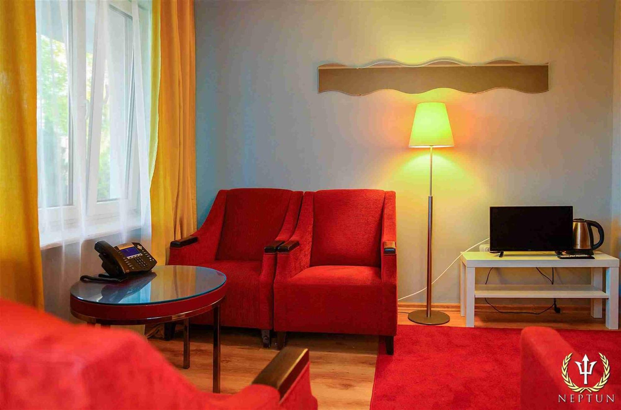 Hotel Neptun Jastrzębia Góra 외부 사진